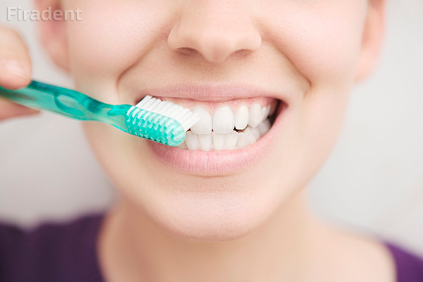 Чистка зубов как процедура