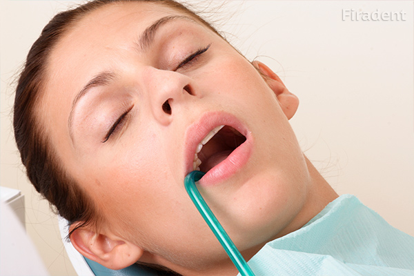 Лечение зубов во сне при периодонтите<